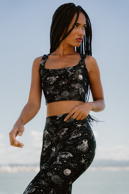 SHINY CORAL NOIR CROPPED TOP