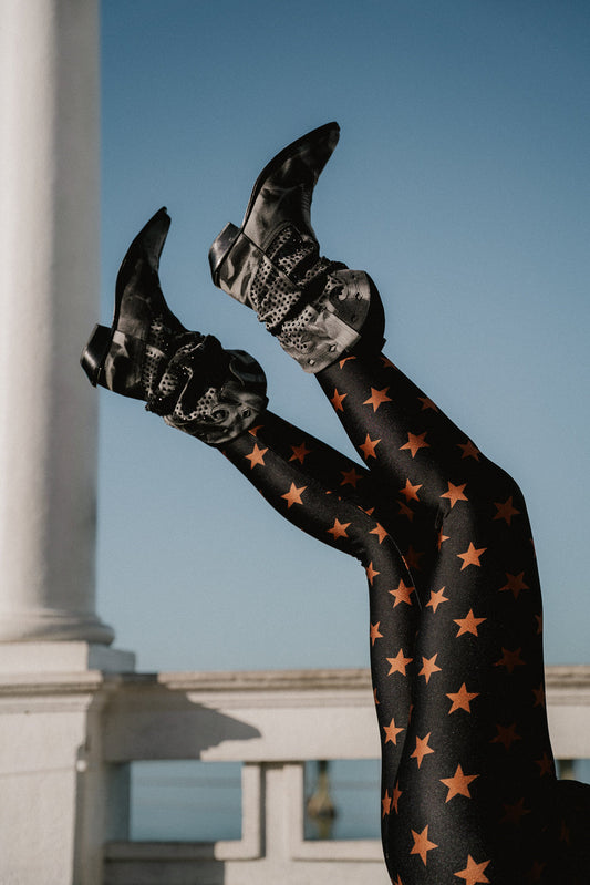LEGGING NEGRO BRILLANTE ESTRELLAS BRONCE