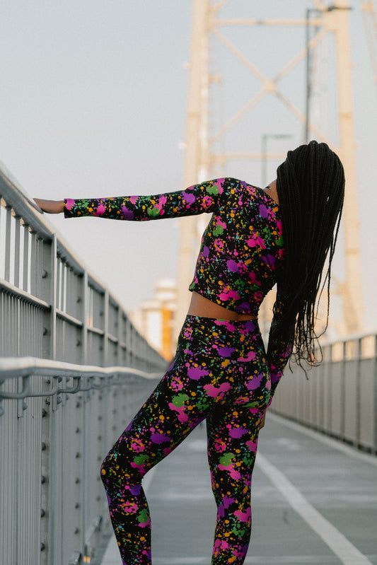 SHINY NEON VIBES LEGGINGS